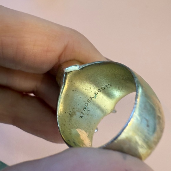 Kendra Scott Elyse White Drusy Stone Solid Ring - Picture 2 of 2